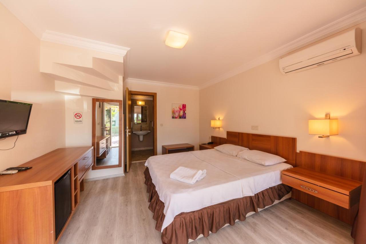 Melis Hotel Kuşadası Buitenkant foto