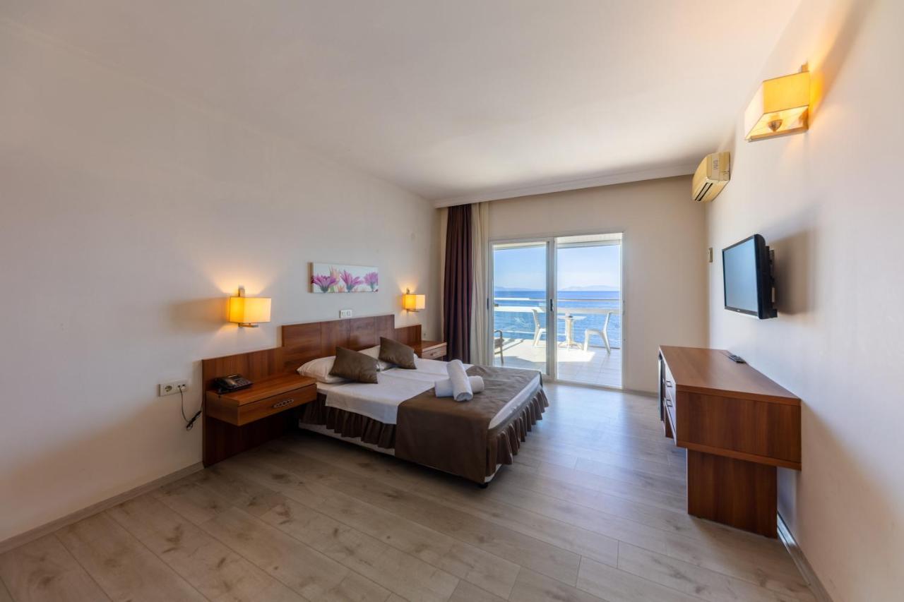 Melis Hotel Kuşadası Buitenkant foto