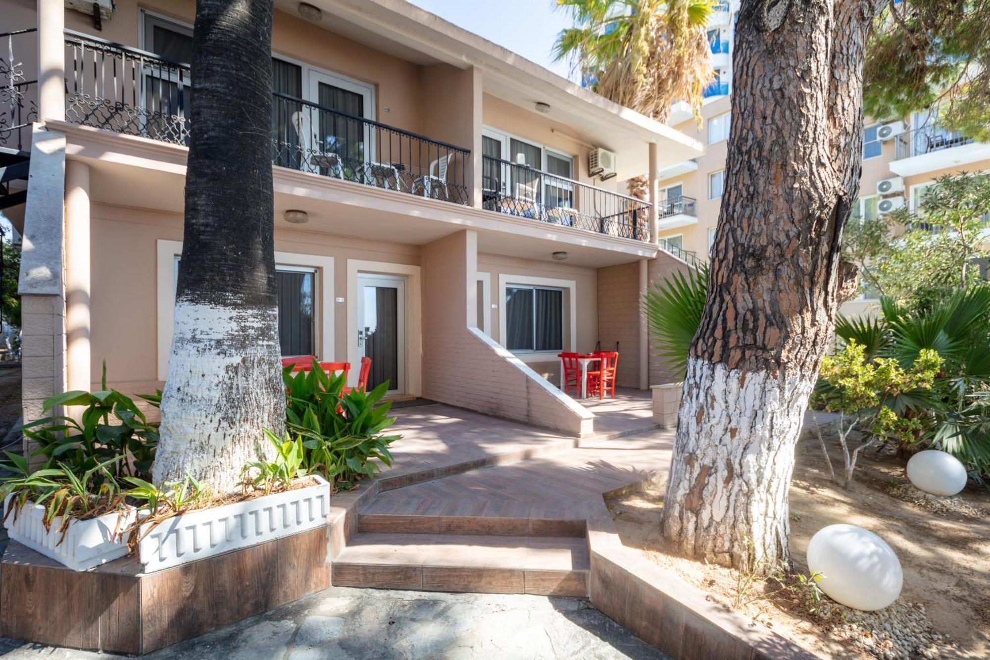 Melis Hotel Kuşadası Buitenkant foto
