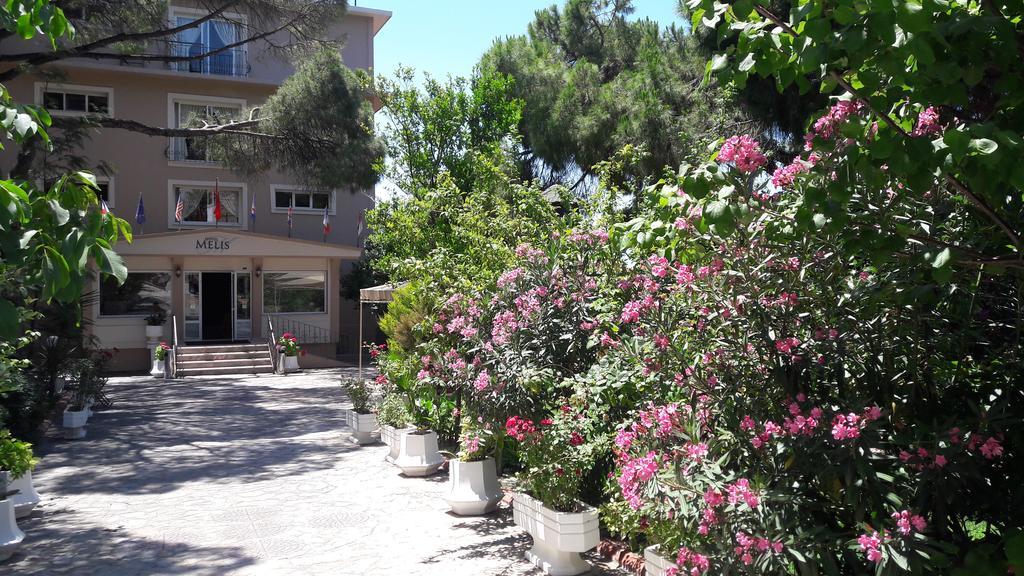 Melis Hotel Kuşadası Buitenkant foto
