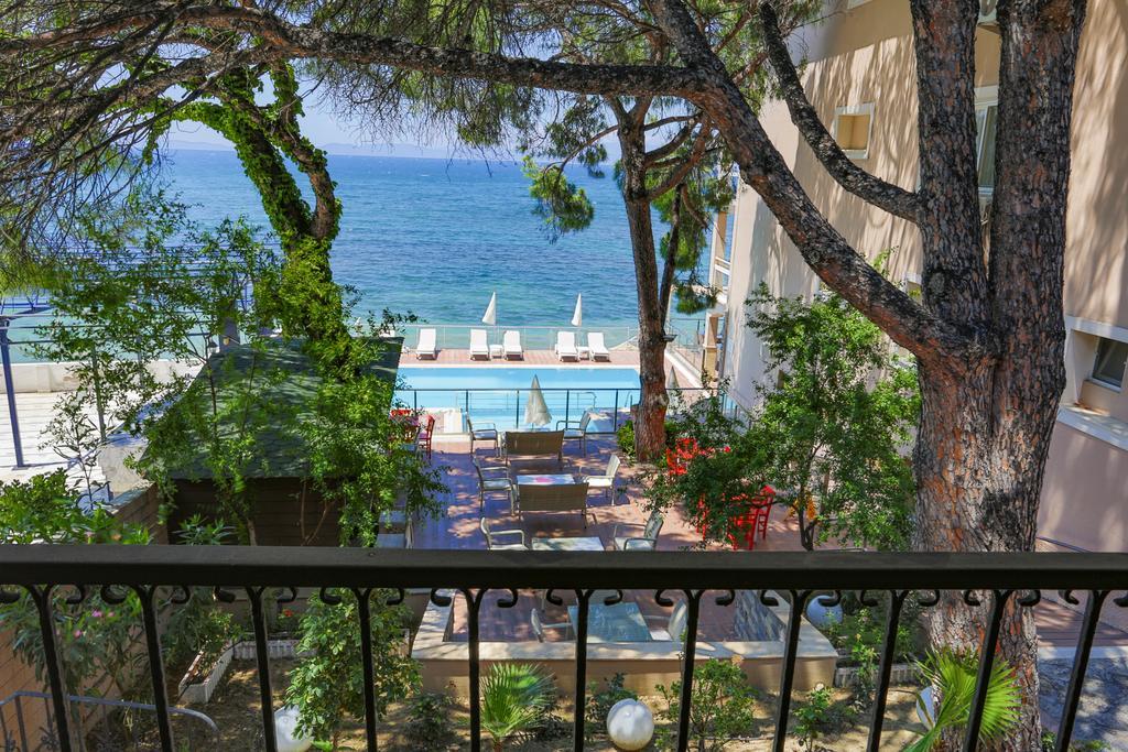 Melis Hotel Kuşadası Buitenkant foto
