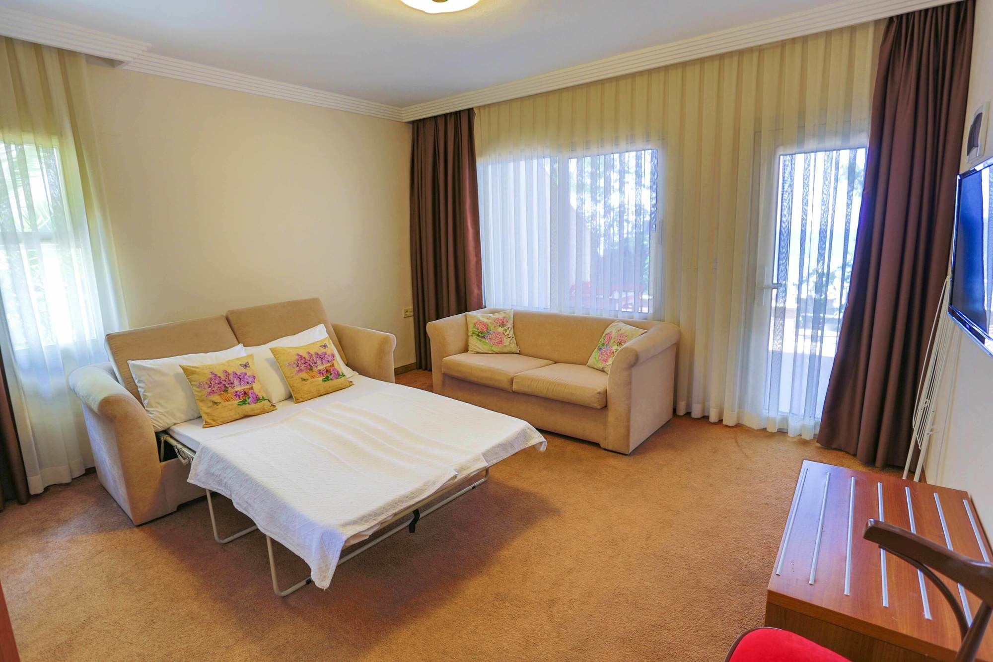 Melis Hotel Kuşadası Buitenkant foto