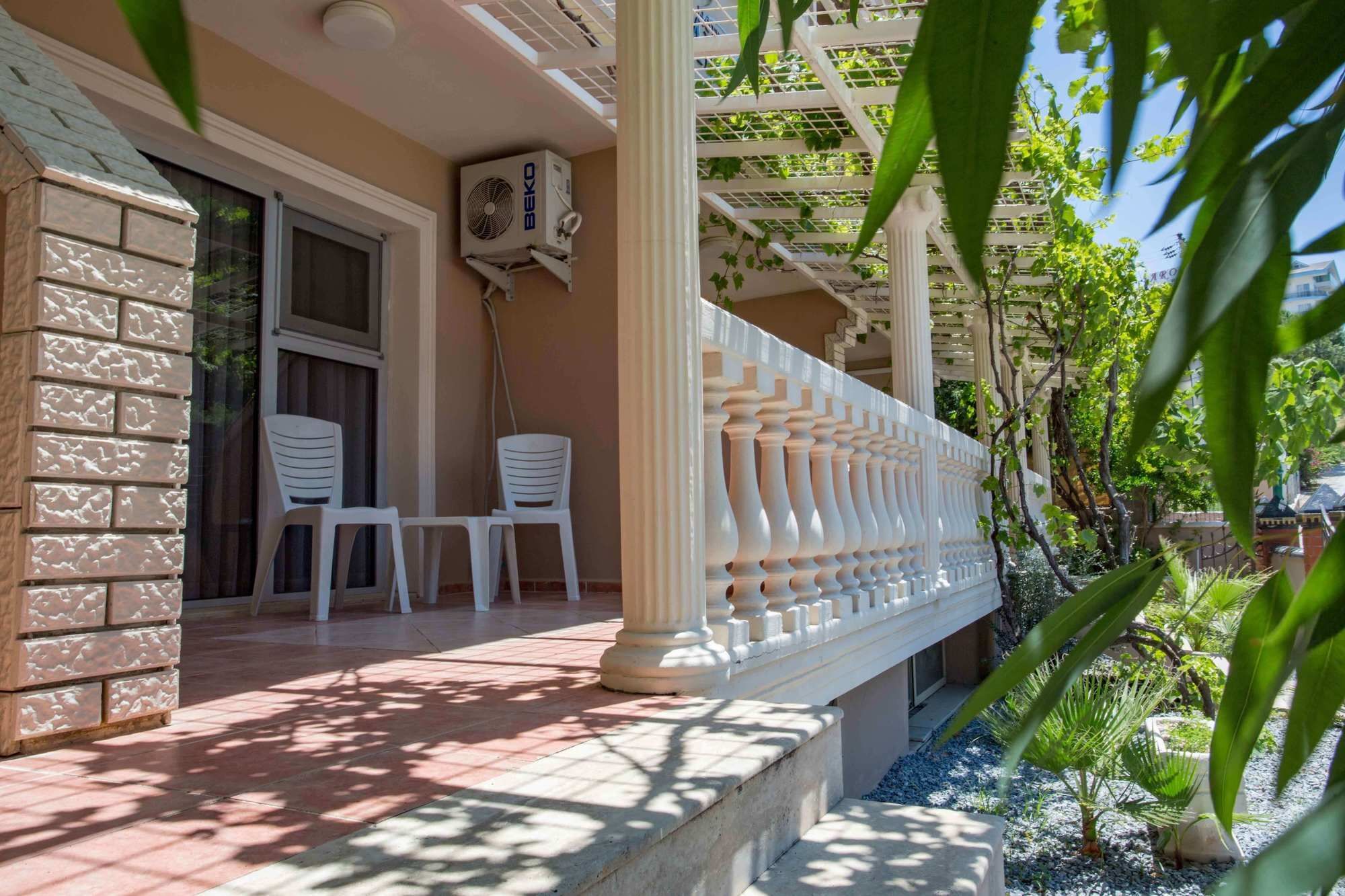 Melis Hotel Kuşadası Buitenkant foto
